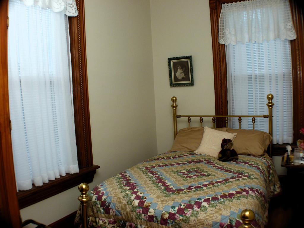 Tara Doctor'S House B & B חדר תמונה